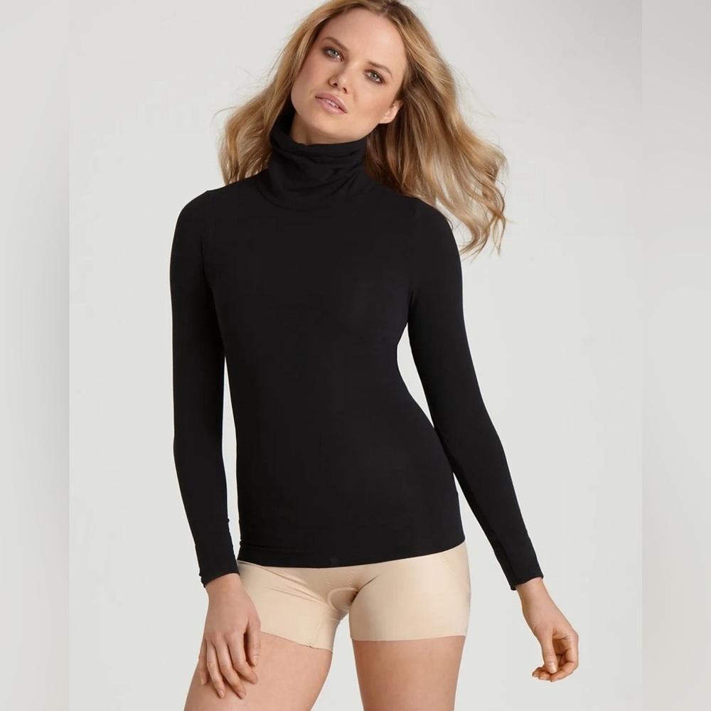 NWT SPANX On Top & In Control Classic Chic Turtleneck Top / Size Small
